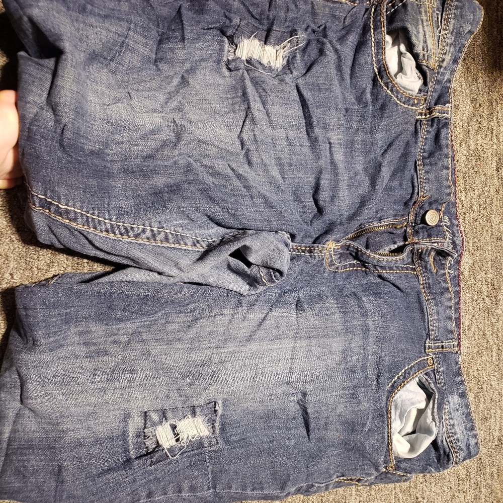 Ripped jeans